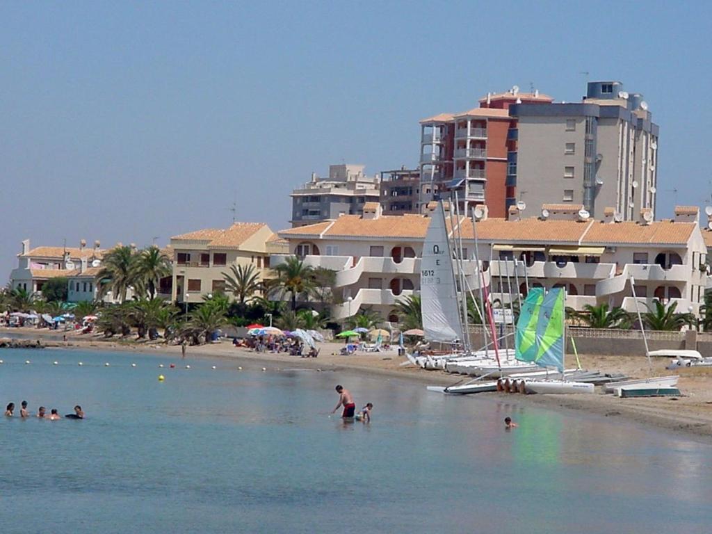 Apartamentos Gondolas V.V. La Manga del Mar Menor Dış mekan fotoğraf